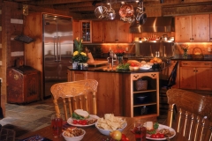 mally-cabin-in-lake-me_08