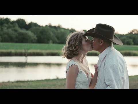 Daniel + Carly | Wedding Day | The Stable at Riverview